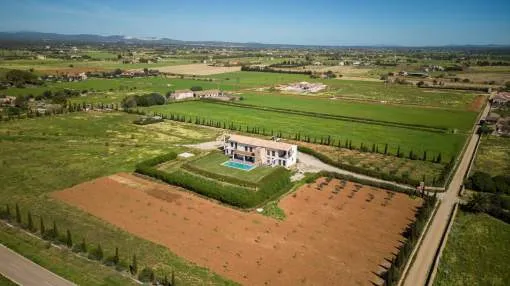 Spacious finca situated close to the beach of Es Trenc as well as Campos
